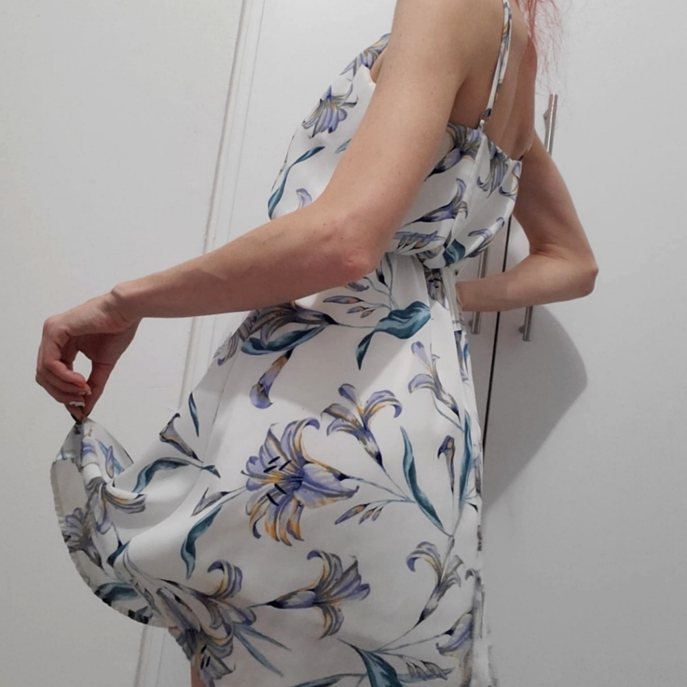White pattern square neck line dress